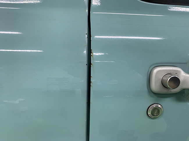 ドアのサビついたキズをエアータッチ補修する Nissan Pao 旧車補修プロジェクト レトロカー再生への道 99工房