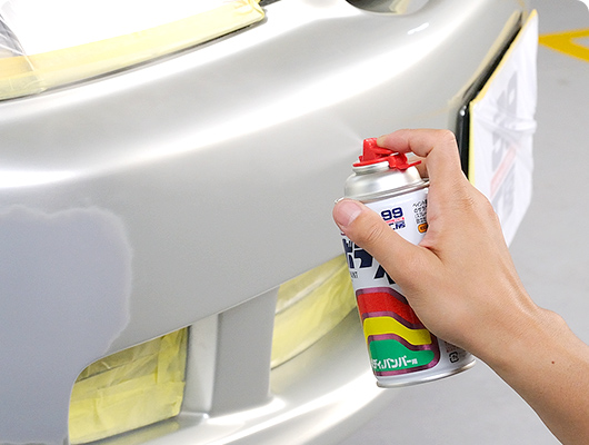 カラー塗装の方法(バンパー)