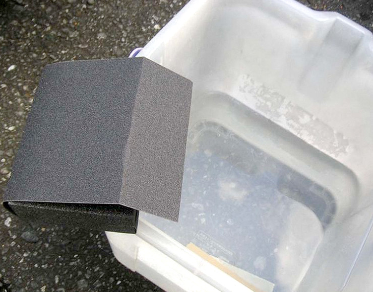 耐水サンドペーパー150番をペーパー用研磨