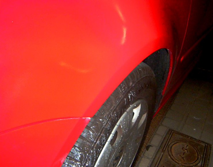 カラースプレーの上からもう一度ぼかし剤をスプレーする